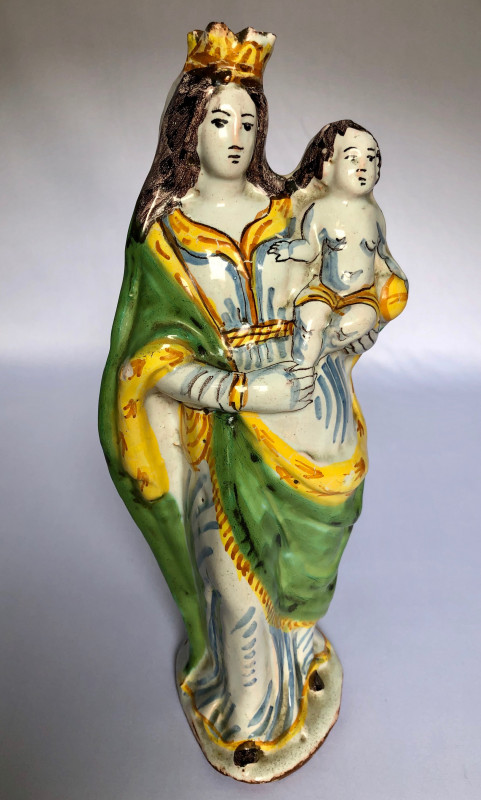 Vierge à L'enfant (Nevers)