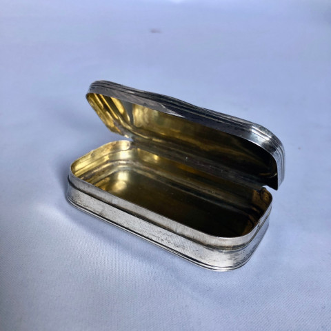 Boîte à priser rectangulaire