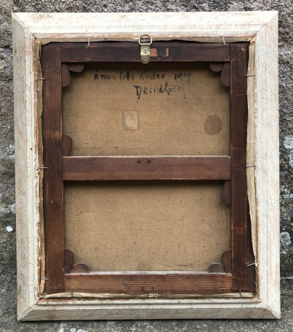 Jeune femme faisant du picot