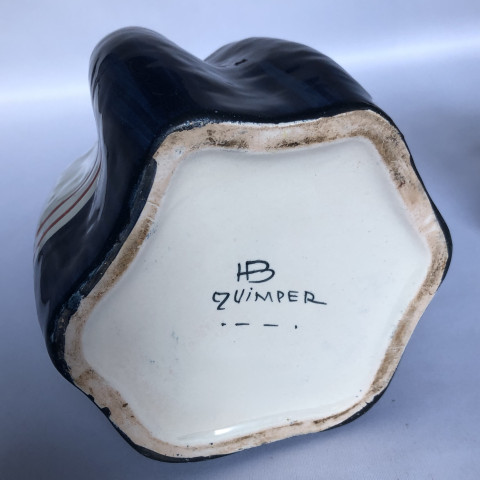 Bonbonnière en forme de bigoudène