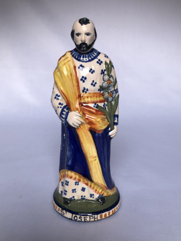 Saint Joseph portant le lys
