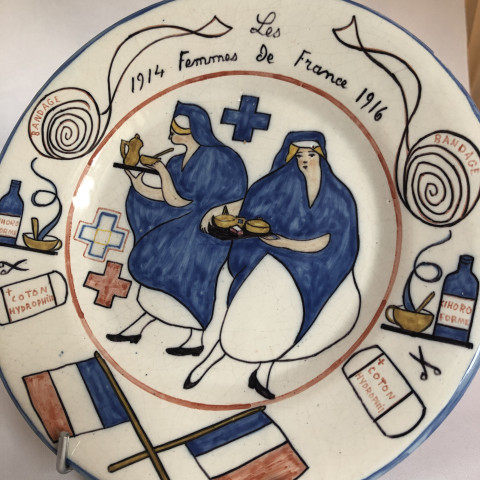 Assiette du cercle du soldat « les femmes de France »
