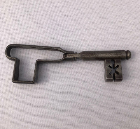 Clef pliante en fer forgé