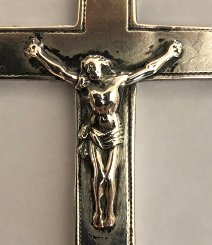 Croix reliquaire en argent