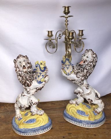 Paire de candélabres aux lions par Émile Gallé