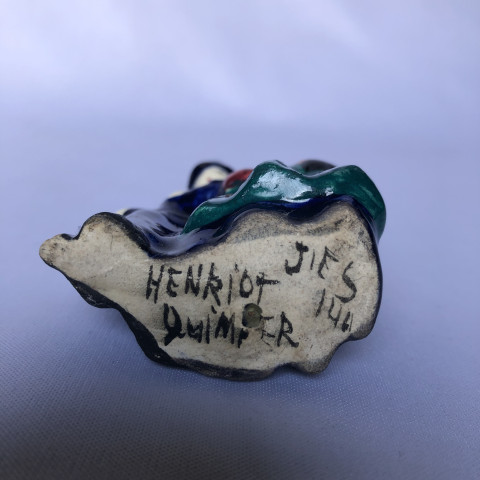 Signature de l'artiste et de la manufacture