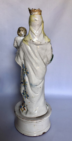 Grande Vierge de Nevers Titrée Santa Maria