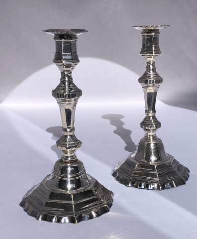 Paire de bougeoirs Louis XV