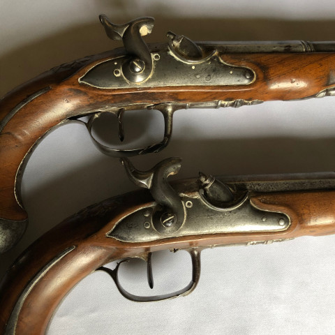 Paire de pistolets d'arçon XVIIIe
