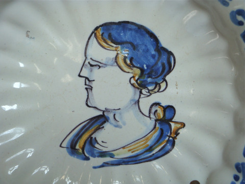 Détail portrait de femme à l'antique