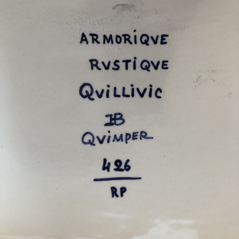 Nom de la série, de l'artiste et de la manufacture