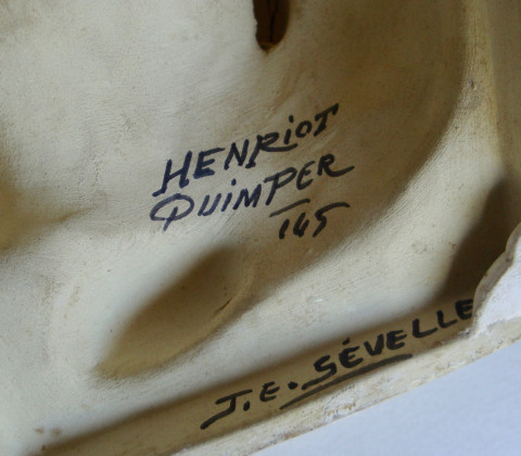 Signatures de la manufacture Henriot et de Sévellec