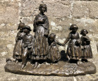  Femme et ses enfants en pays Goëlo