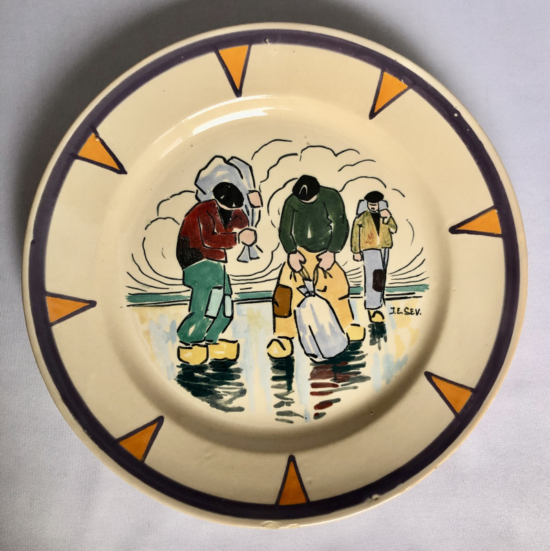 Assiette du service de l'Armor par Sévellec