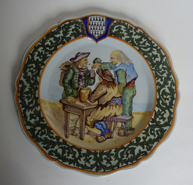 Assiette à décor de Cabaret à Plogonnec par Porquier-Beau