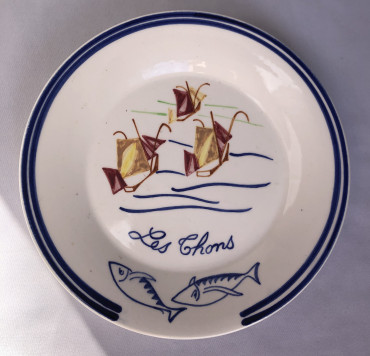 Assiette titrée « Les thons »