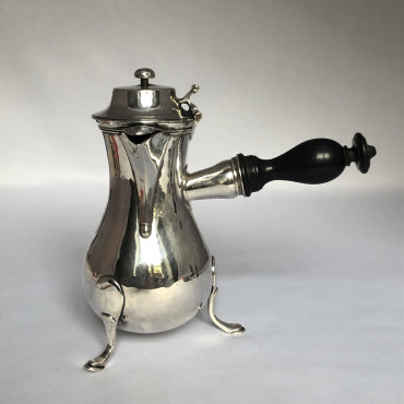 Verseuse dite « égoïste »