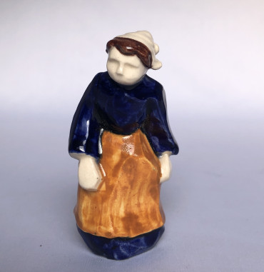 Femme de Douarnenez par Perrotte